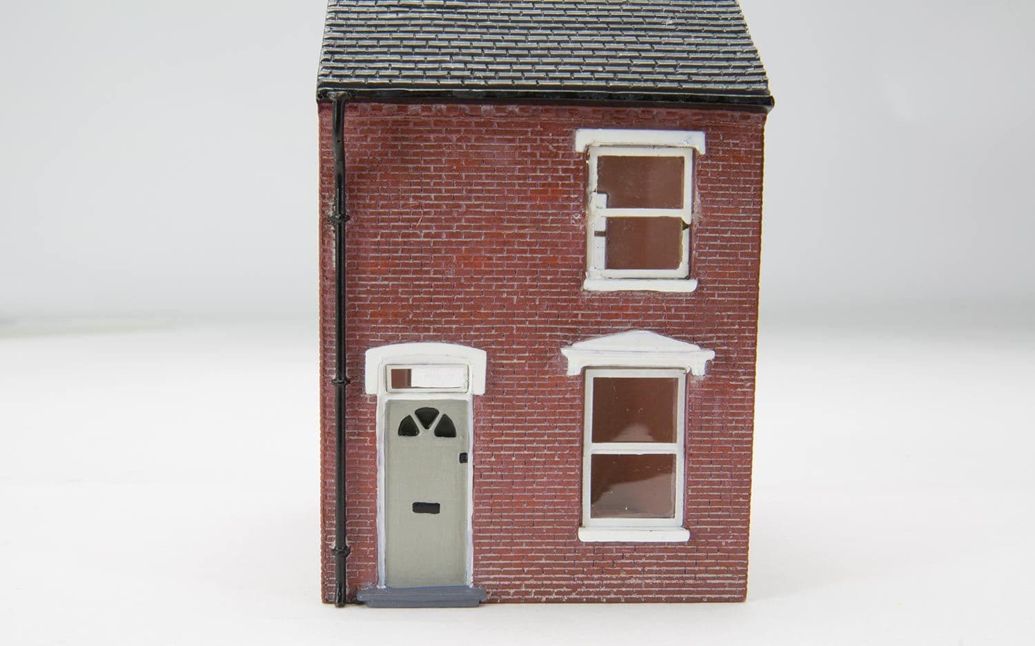 Left Hand Mid-Terraced House