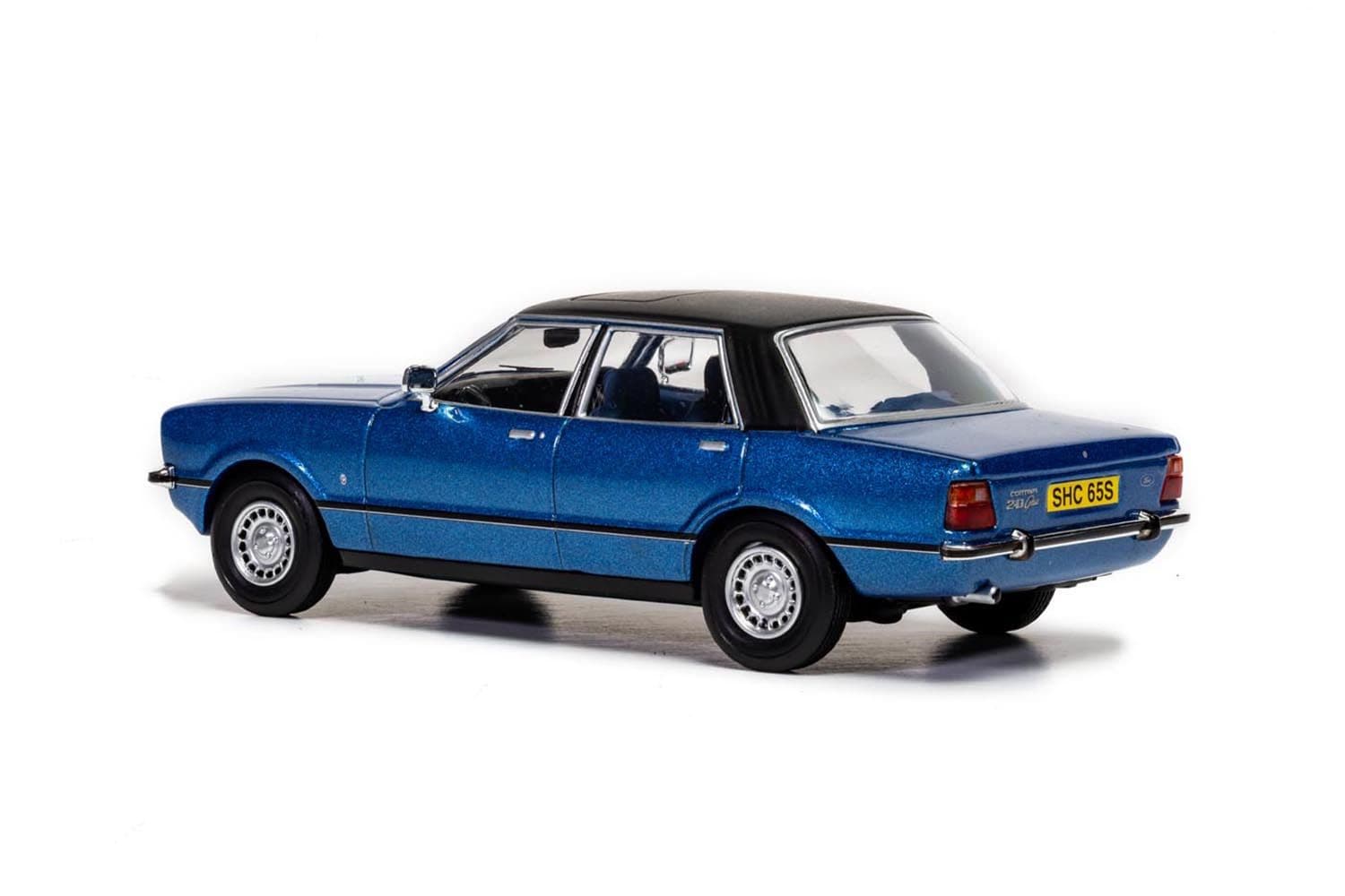 Ford Cortina Mk4 - Hawaiian Blue 2.0 Ghia