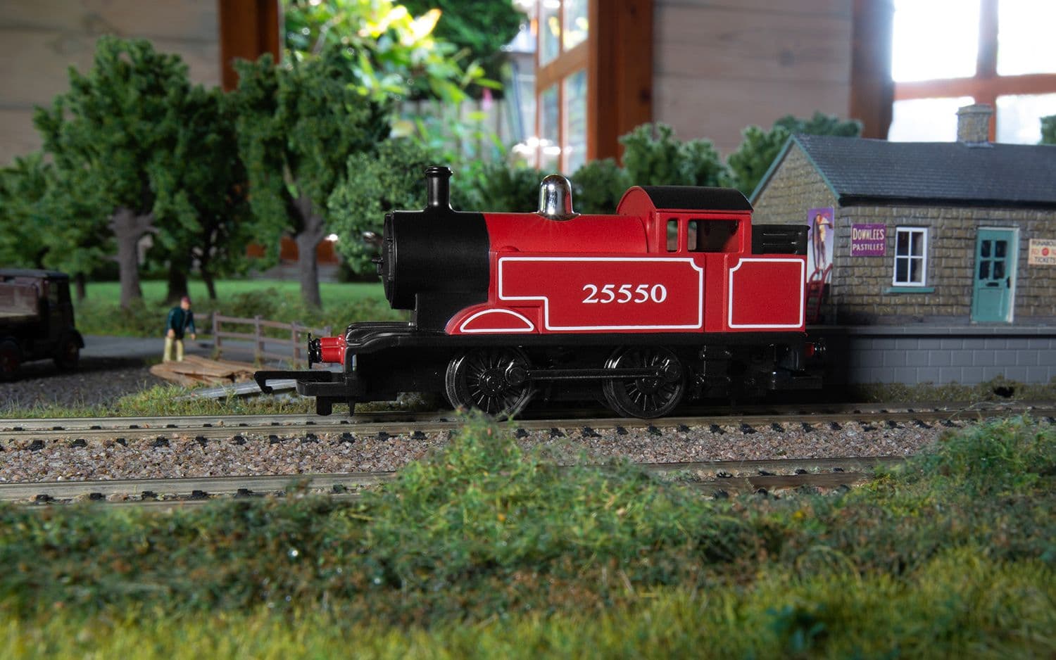 Tri-ang Railways: No. 25550 Locomotive (Hornby 70th: Westwood) - Limited Edition