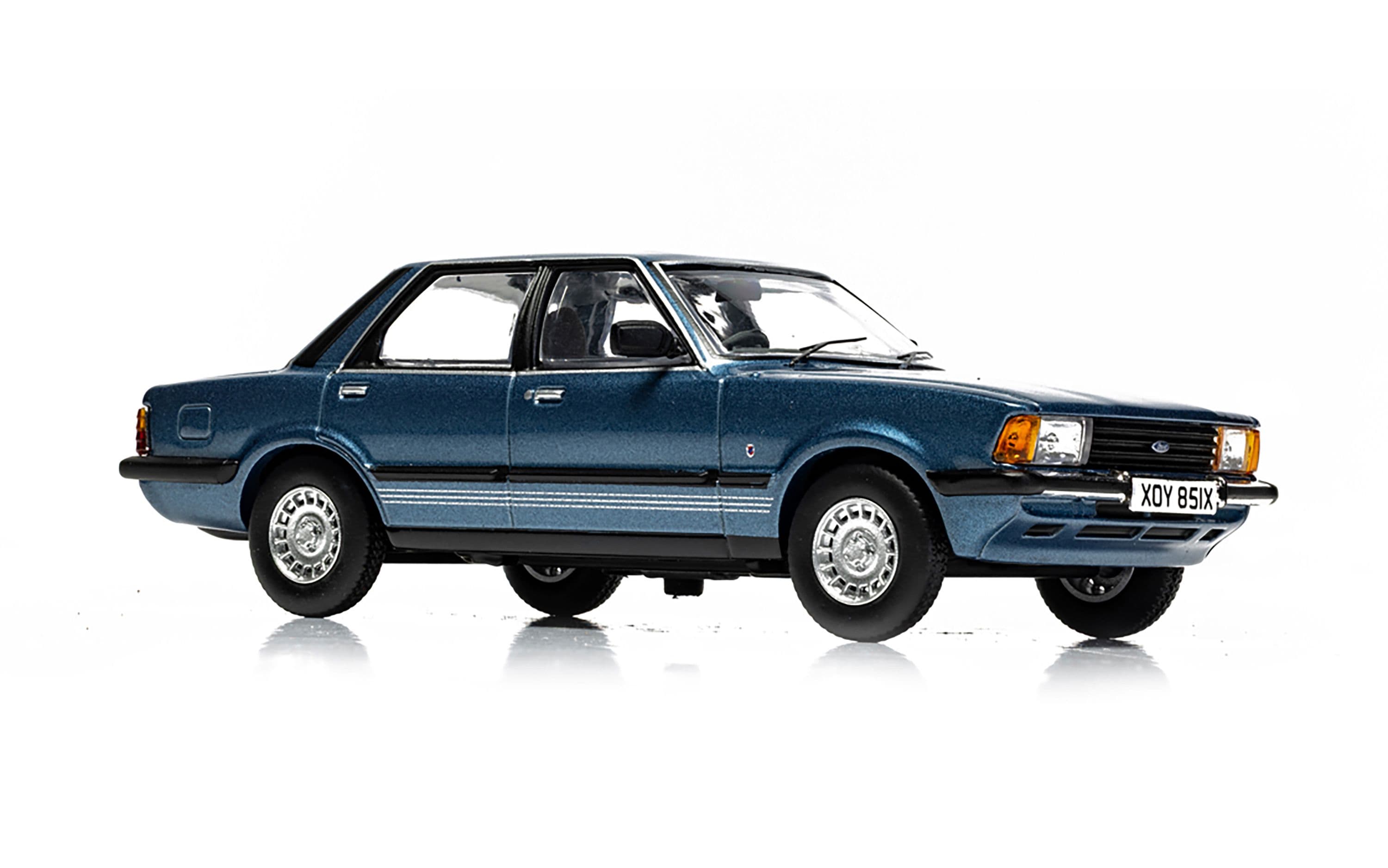 Ford Cortina Mk5 2.3 Ghia - Titan Blue