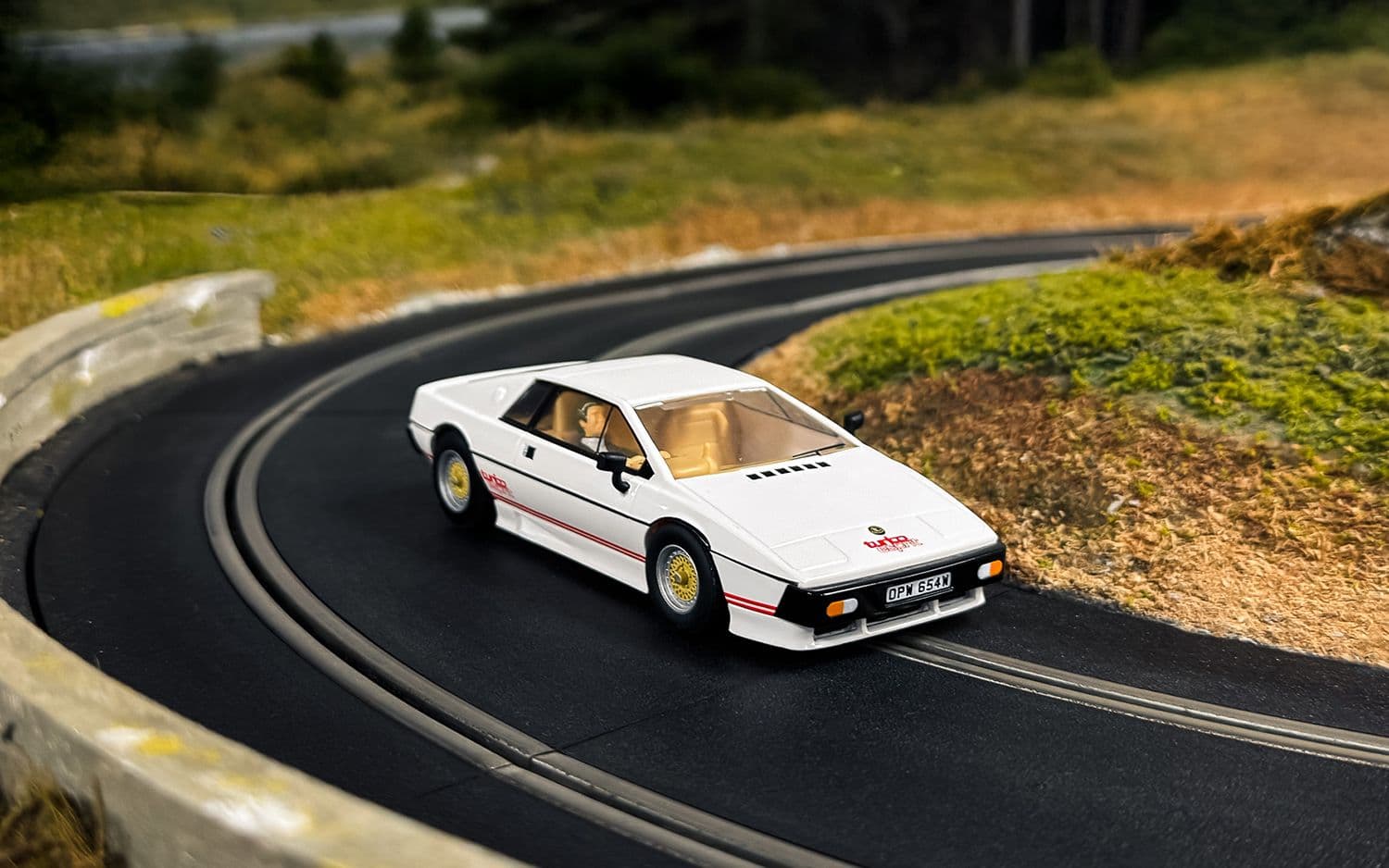 Lotus Esprit Turbo White - James Bond 'For Your Eyes Only'