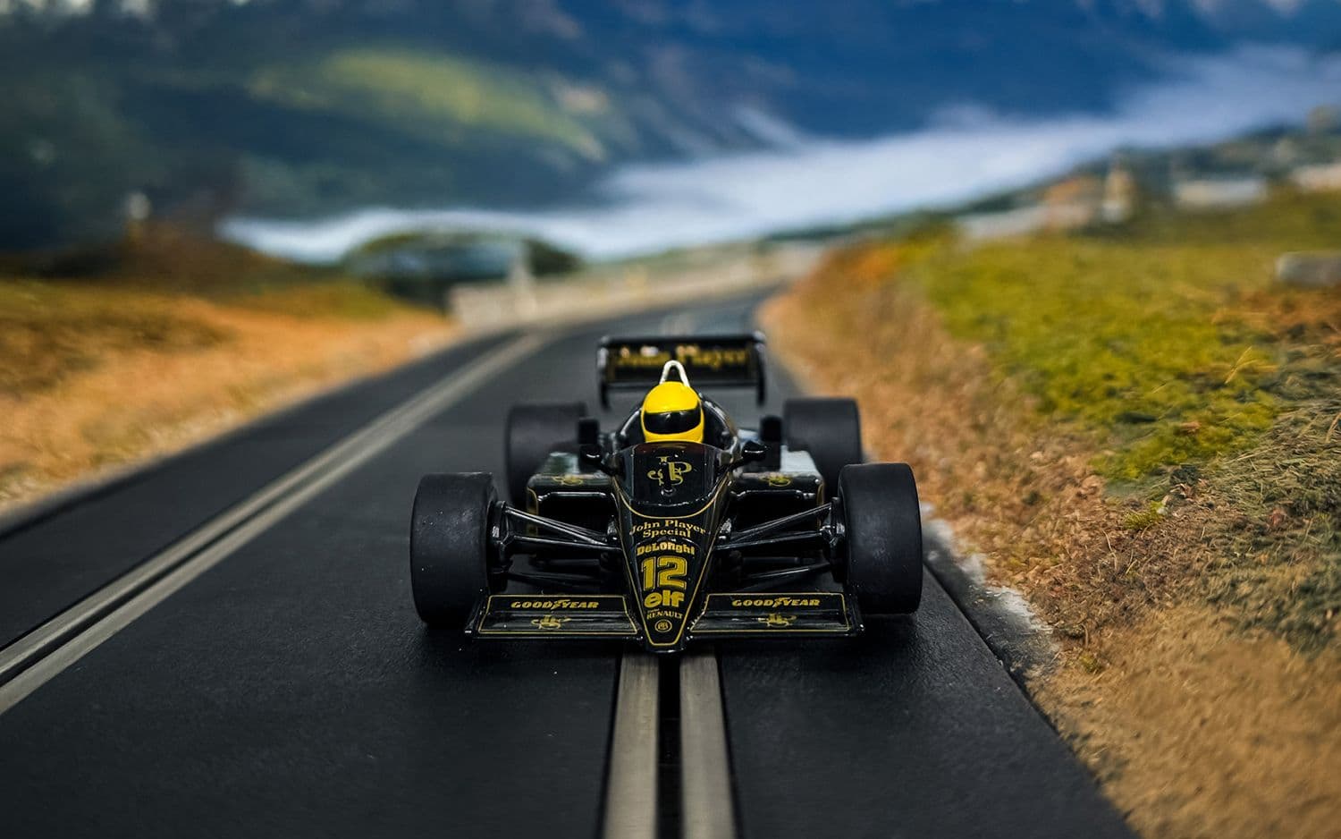 Lotus 98T - Ayrton Senna