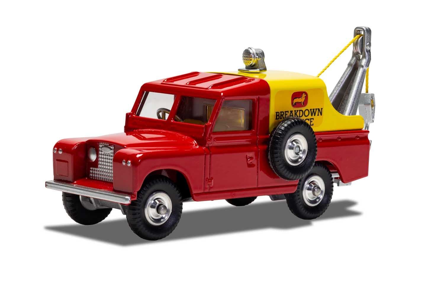 Retro Land Rover - Breakdown Truck