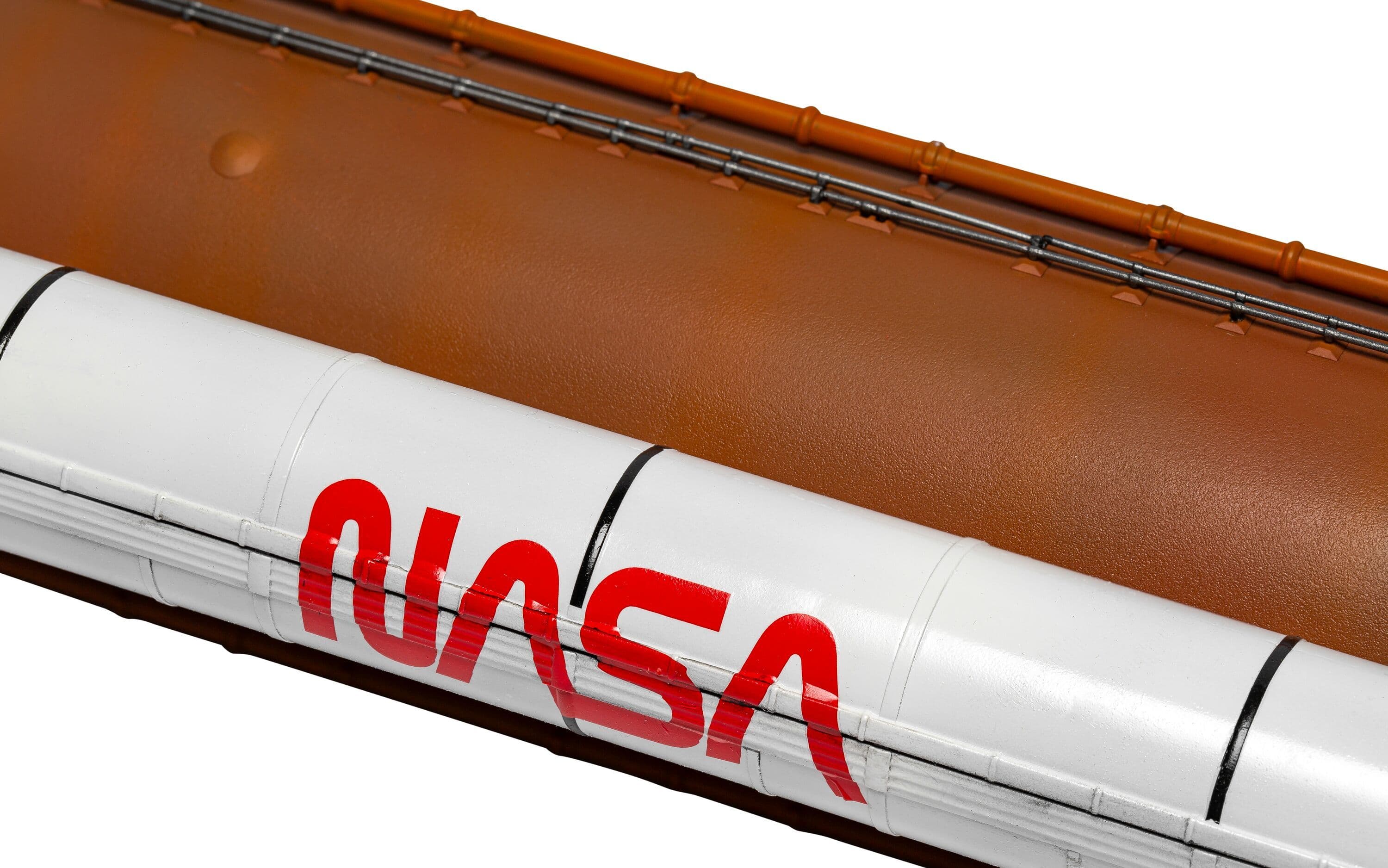 SLS Artemis Gift Set