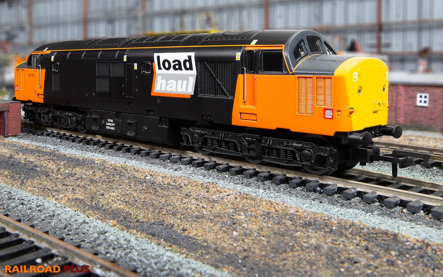 RailRoad Plus Loadhaul, Class 37, Co-Co, 37710 - Era 8