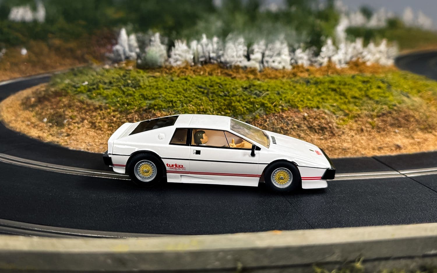 Lotus Esprit Turbo White - James Bond 'For Your Eyes Only'