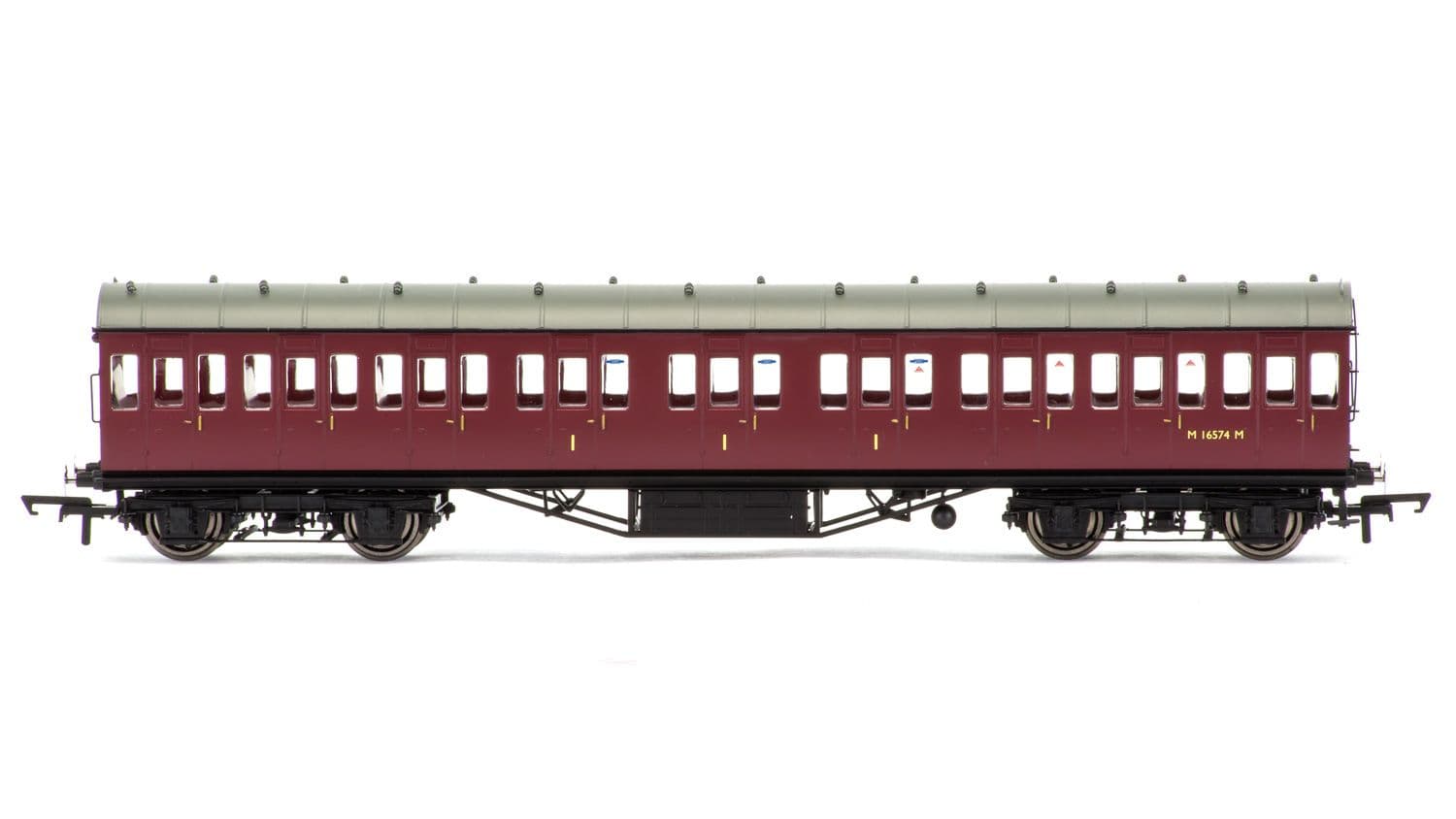 BR, 57' Stanier Non-Corridor Composite, M16574M - Era 5