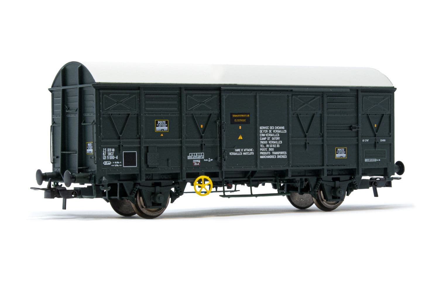 SNCF, 2-axle closed wagon G4, olive green livery, period IV-V. Suitable AC wheelsets for this item: HC6101 (11,27 x 24,25 mm)