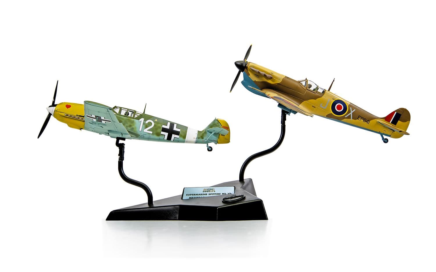 A50160 Supermarine Spitfire Mk.Vb Messerschmitt Bf109E Dogfight