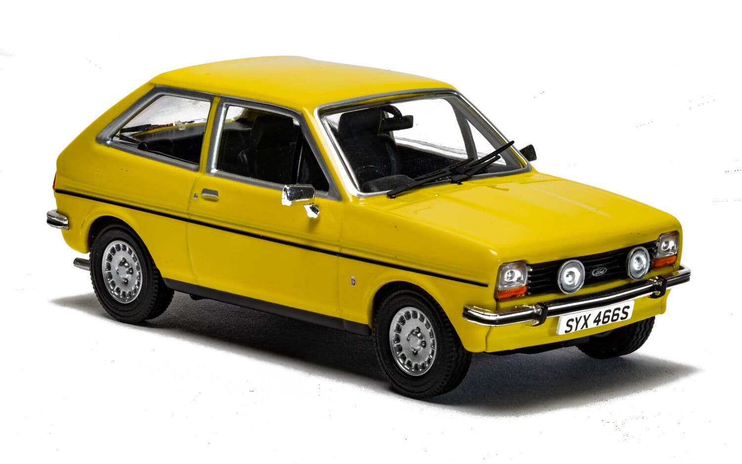 Ford Fiesta Mk I, 1.1 Ghia, Signal Yellow