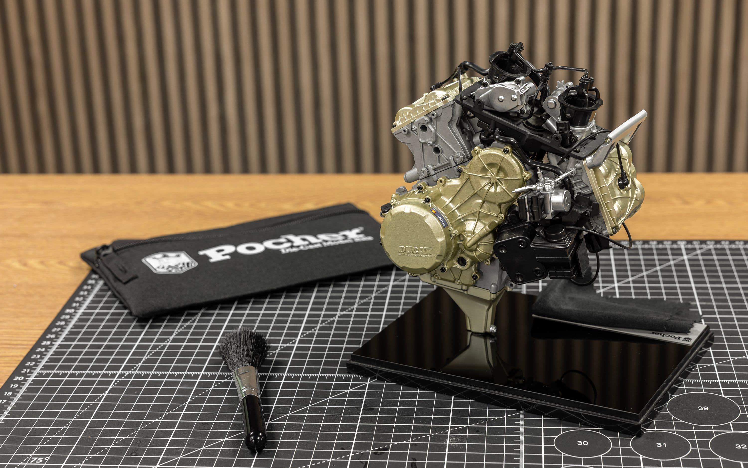 Ducati Superquadro - V2 Engine - 1:4 Scale Kit
