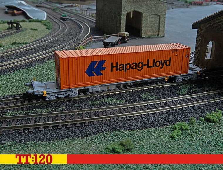 TOUAX, Sffgmss IFA Wagon with 45' Container 'Hapag Lloyd' - Era 11