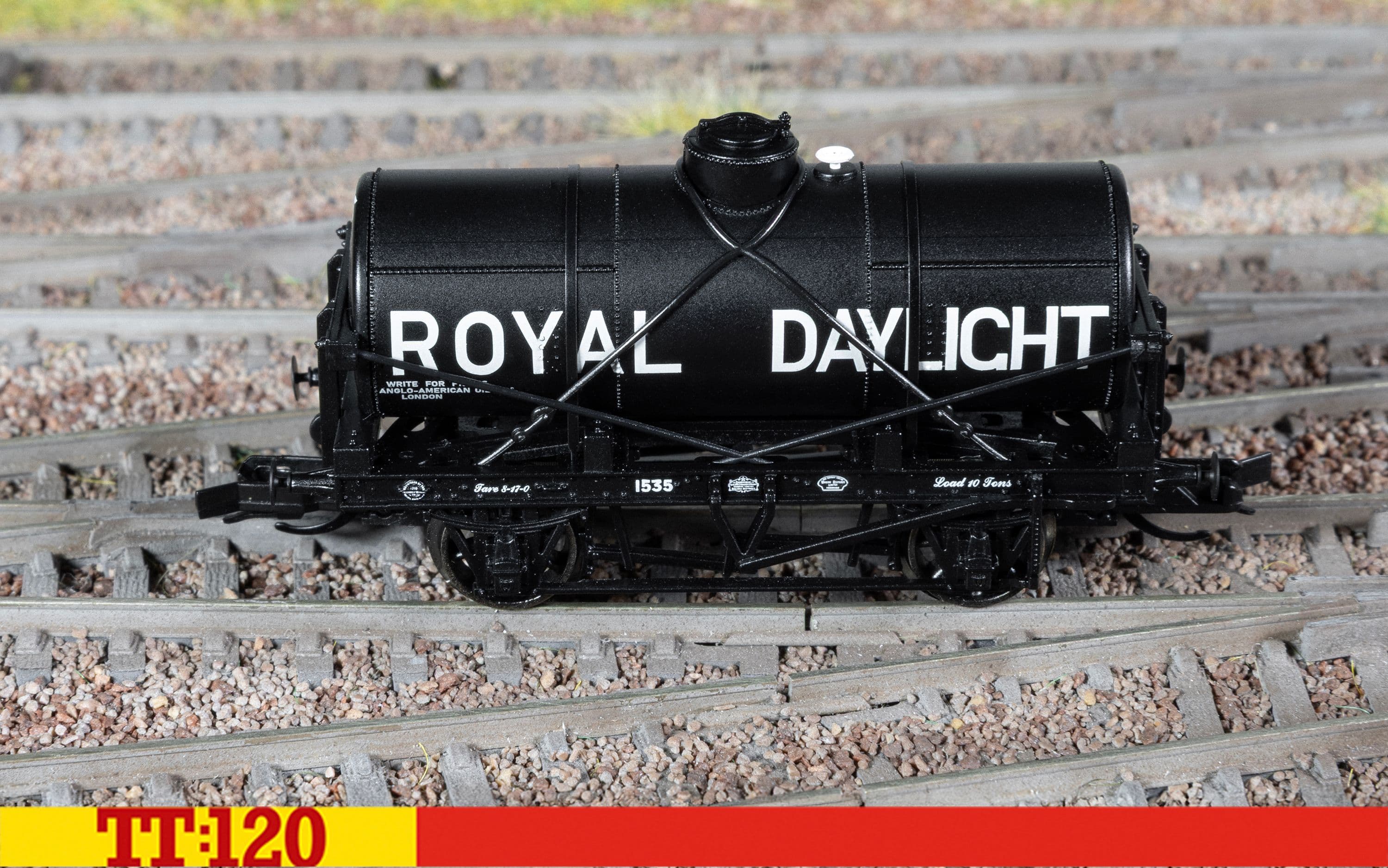 Royal Daylight - 12T Tank Wagon - Triple Pack  