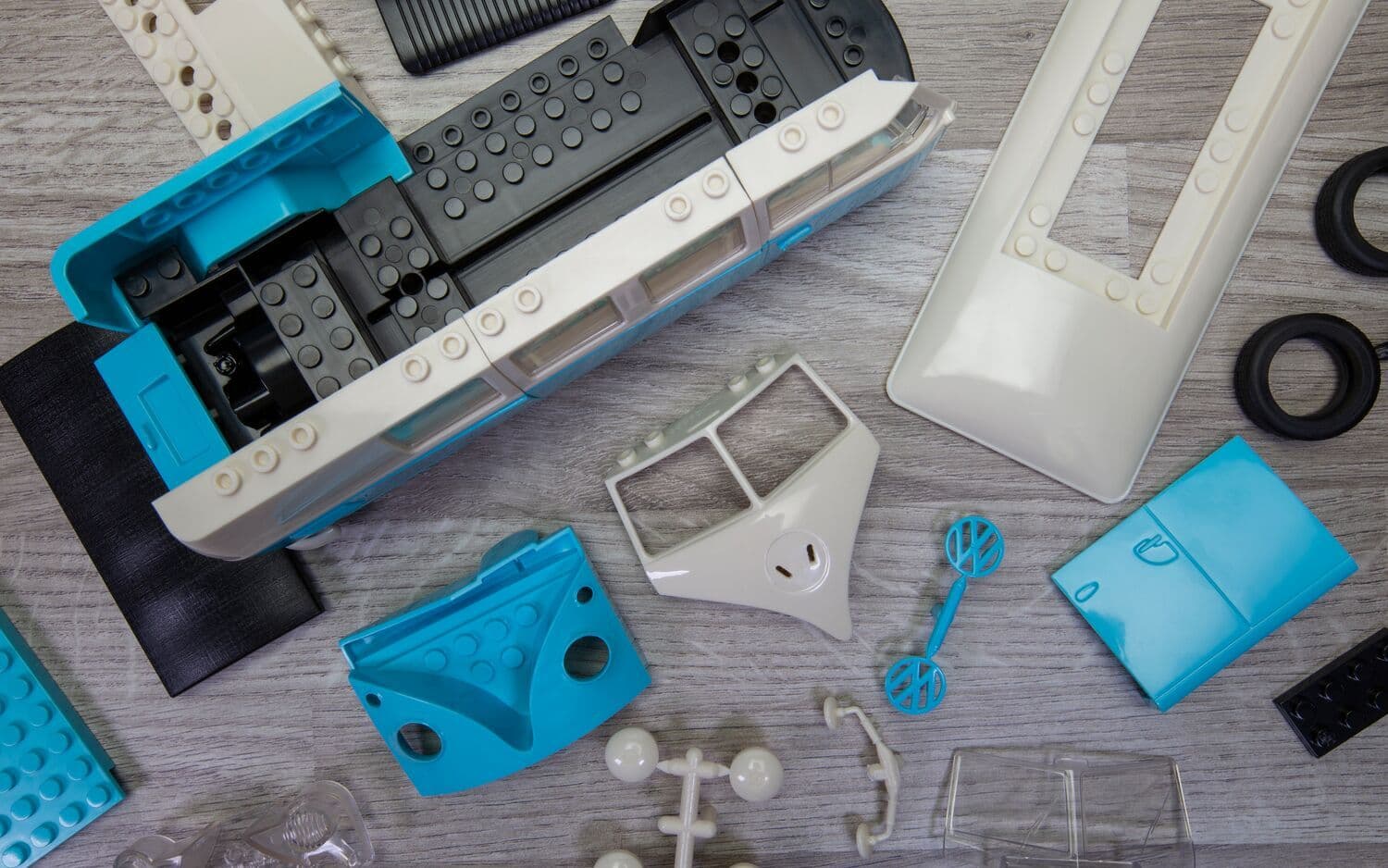 QUICKBUILD VW Camper Van blue