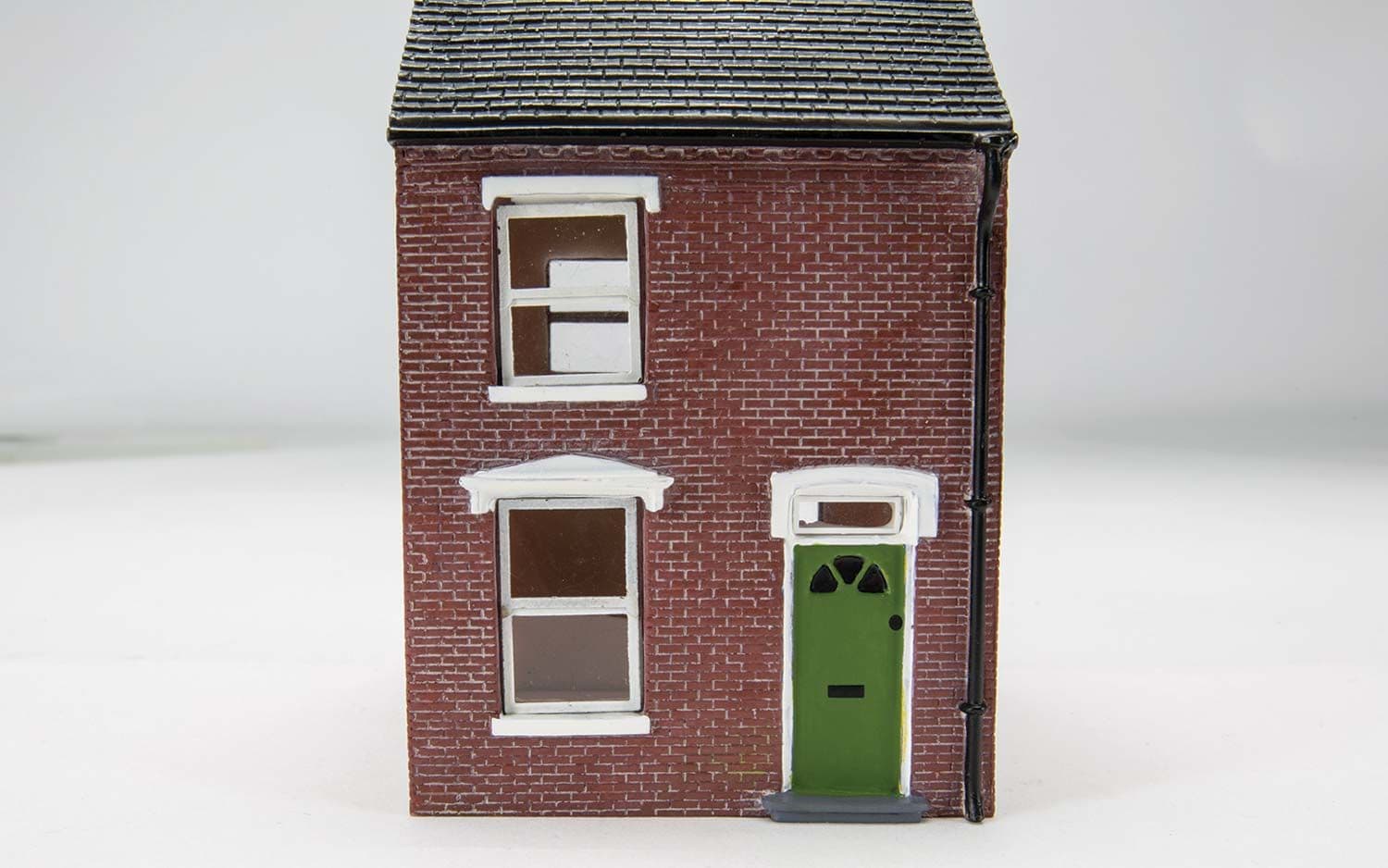 Right Hand Mid-Terraced House