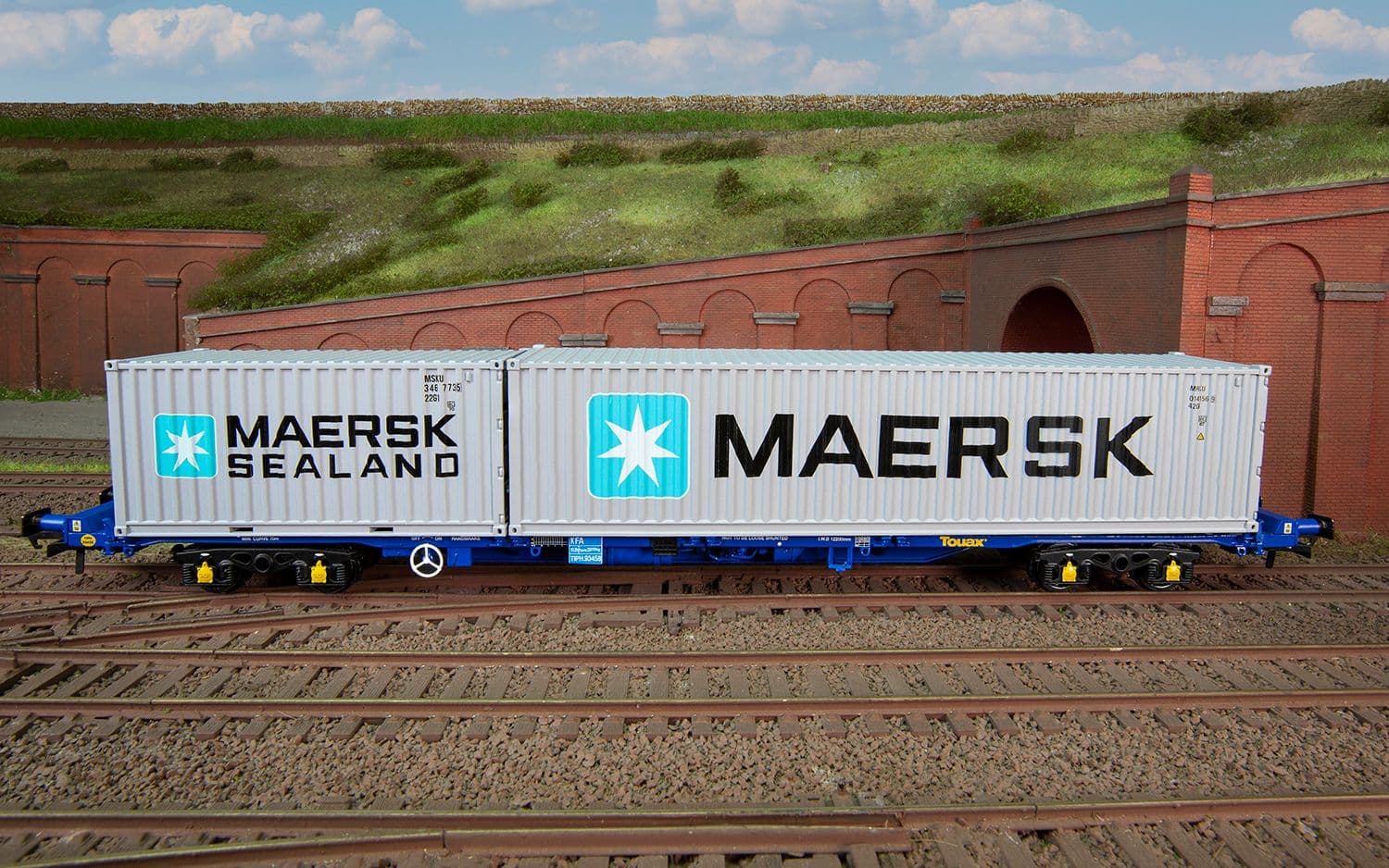 Maersk, Container Pack, 1 x 20' and 1 x 40' Containers - Era 11