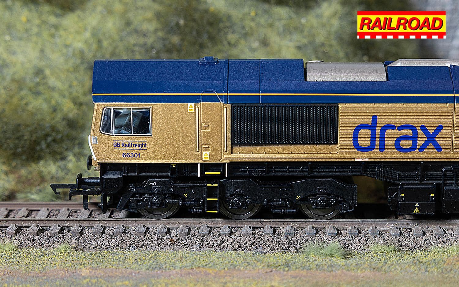 RailRoad: GB Railfreight - Class 66 - 66301 ‘Drax Power Station 50’ - Gold Livery (Drax 50th Anniversary)