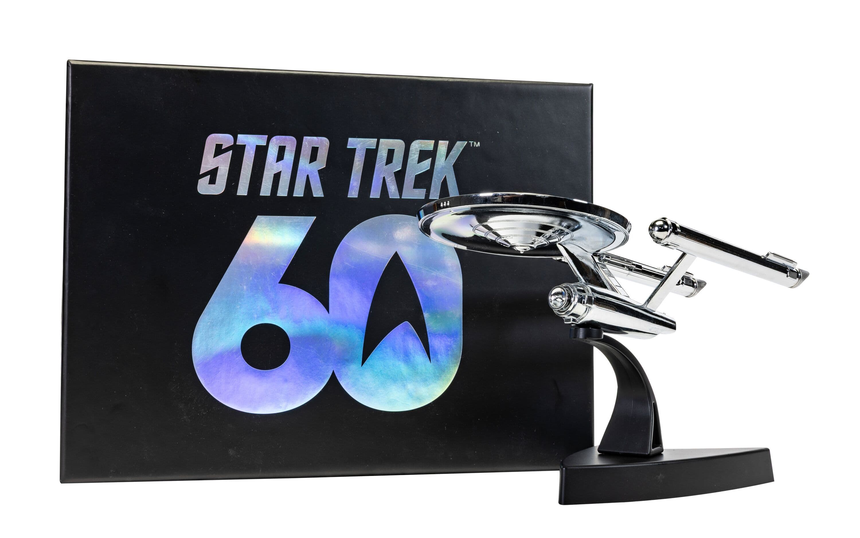 U.S.S. Enterprise NCC-1701 - Star Trek 60th Anniversary Edition
