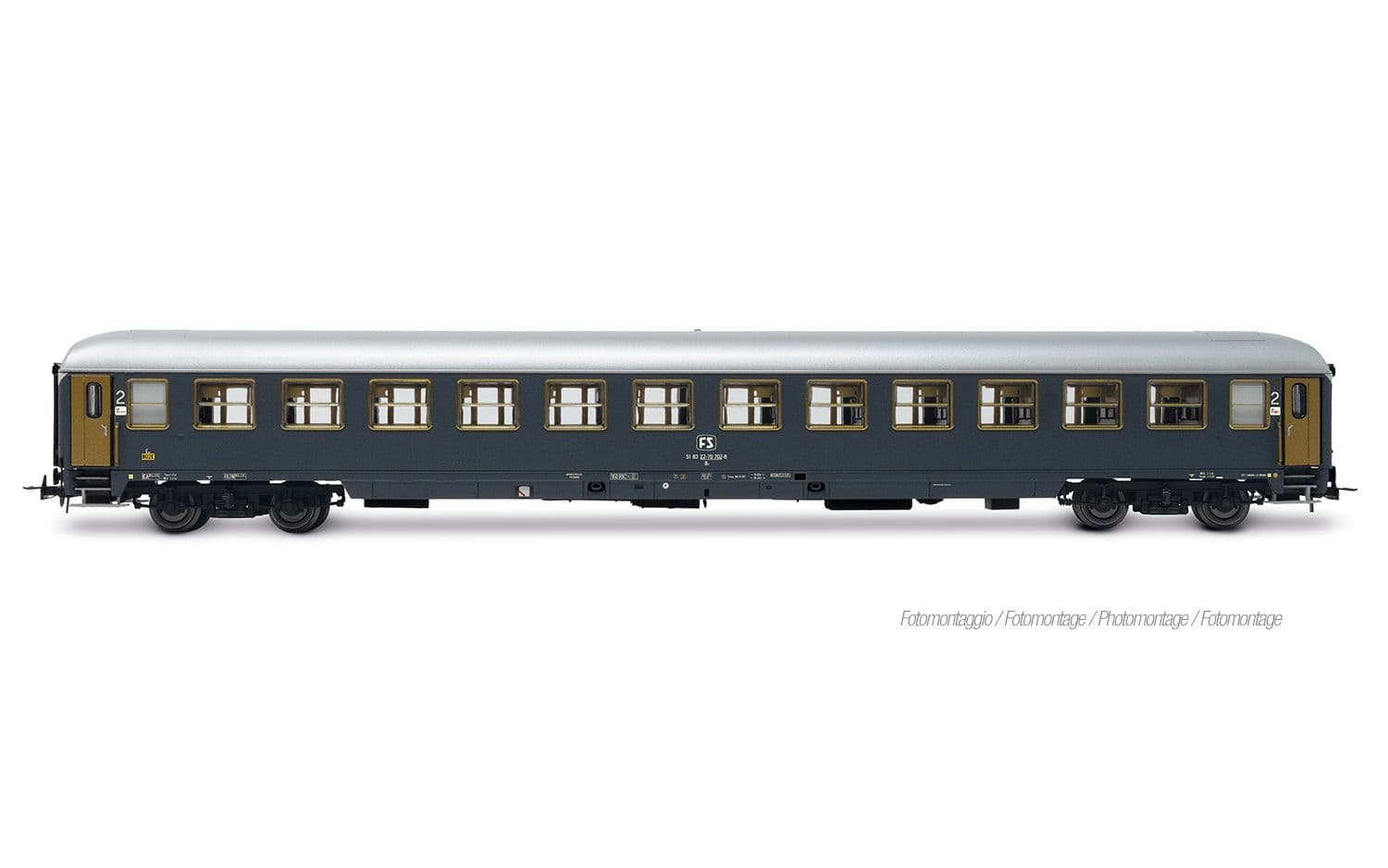 FS, 3-unit pack of Exp 234/235 Remus Roma – Wien, WR "Pistoiesi" ex CIWL + WLABm MU '68 TEN + UIC-X '75 2nd class, grey
