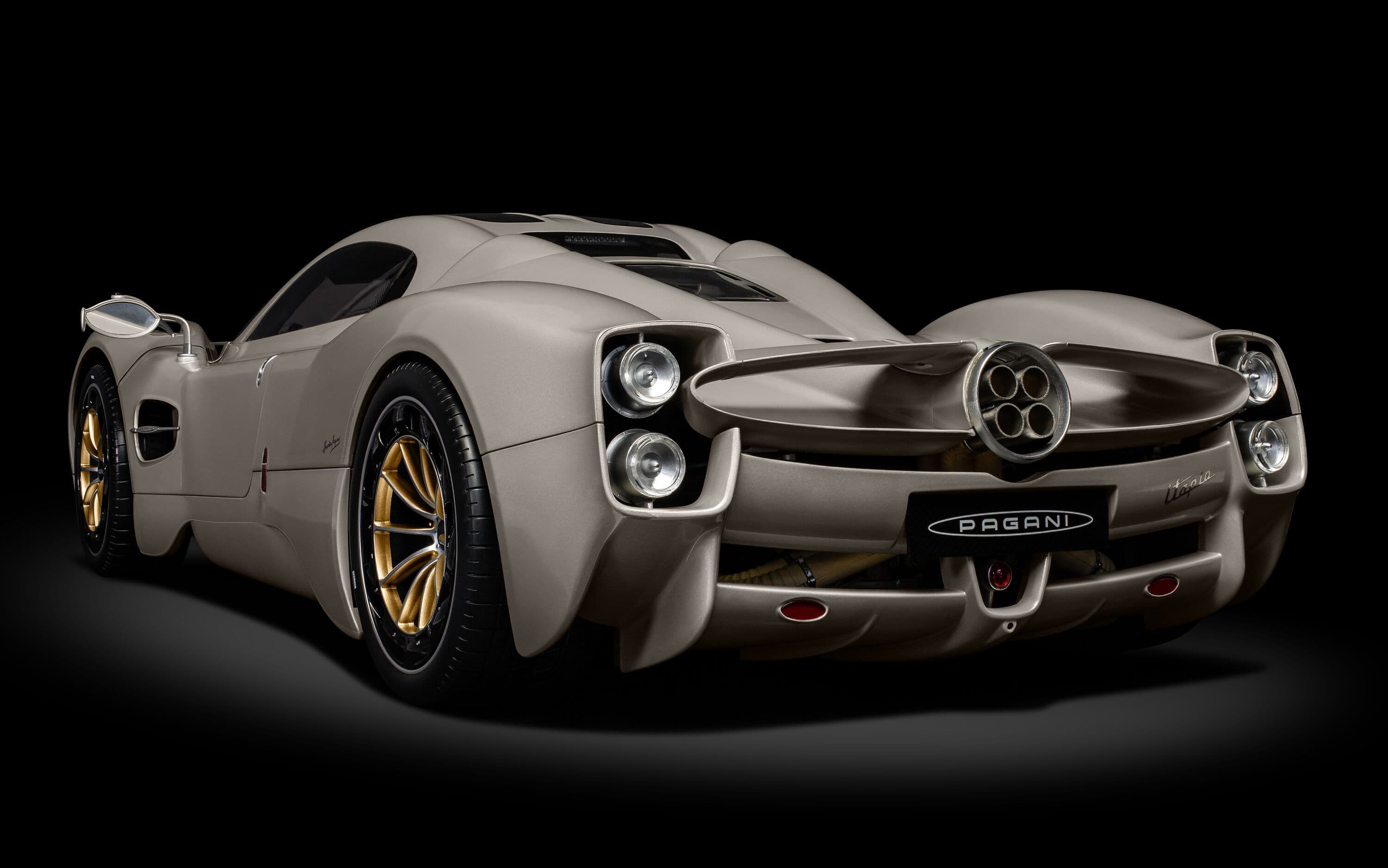 Pagani Utopia Coupé  - Rinascimento Lucido - 1:8 Scale Kit