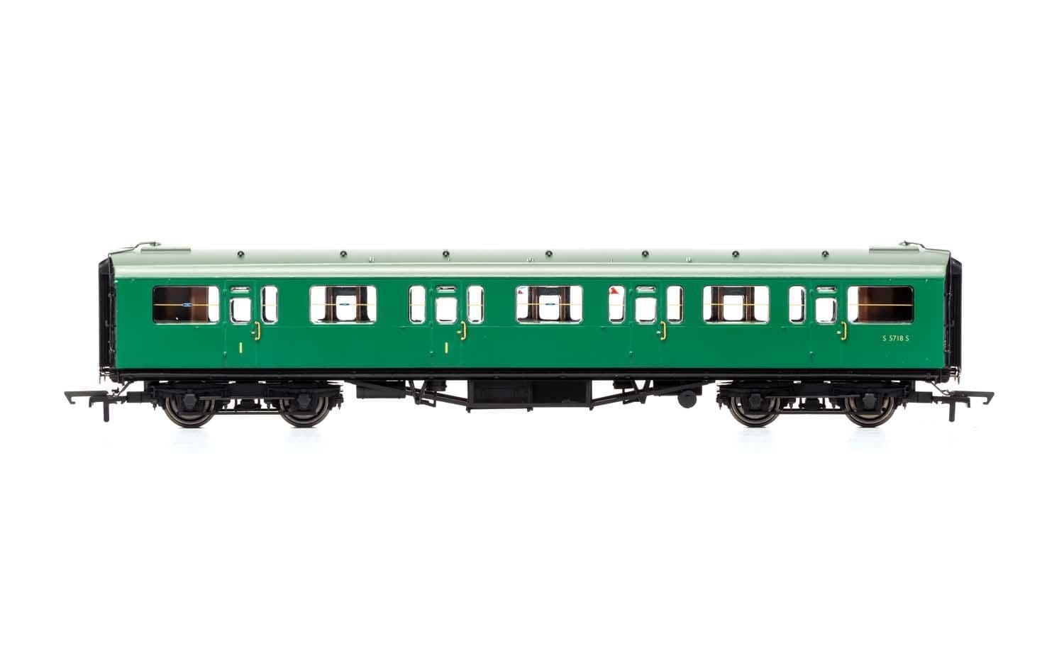 BR, Bulleid 59' Corridor Composite, S5718S - Era 4