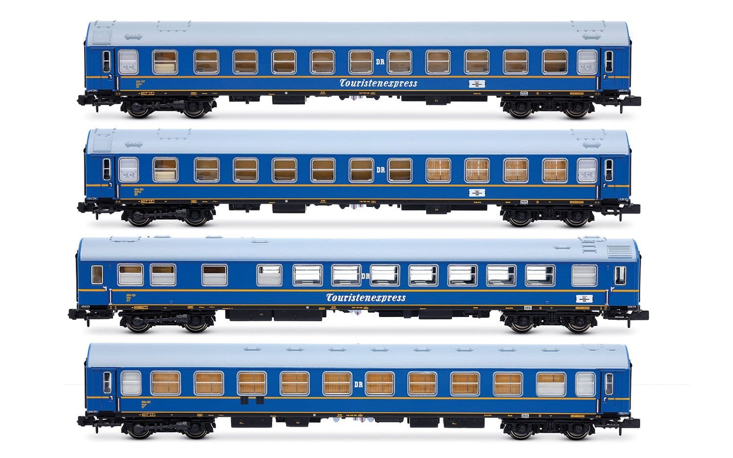 DR, 4-unit set of "Tourex", no. 2/2, consisting of 1 x WR + 1 x SD + 2 x WLAB, blue livery, ep. III