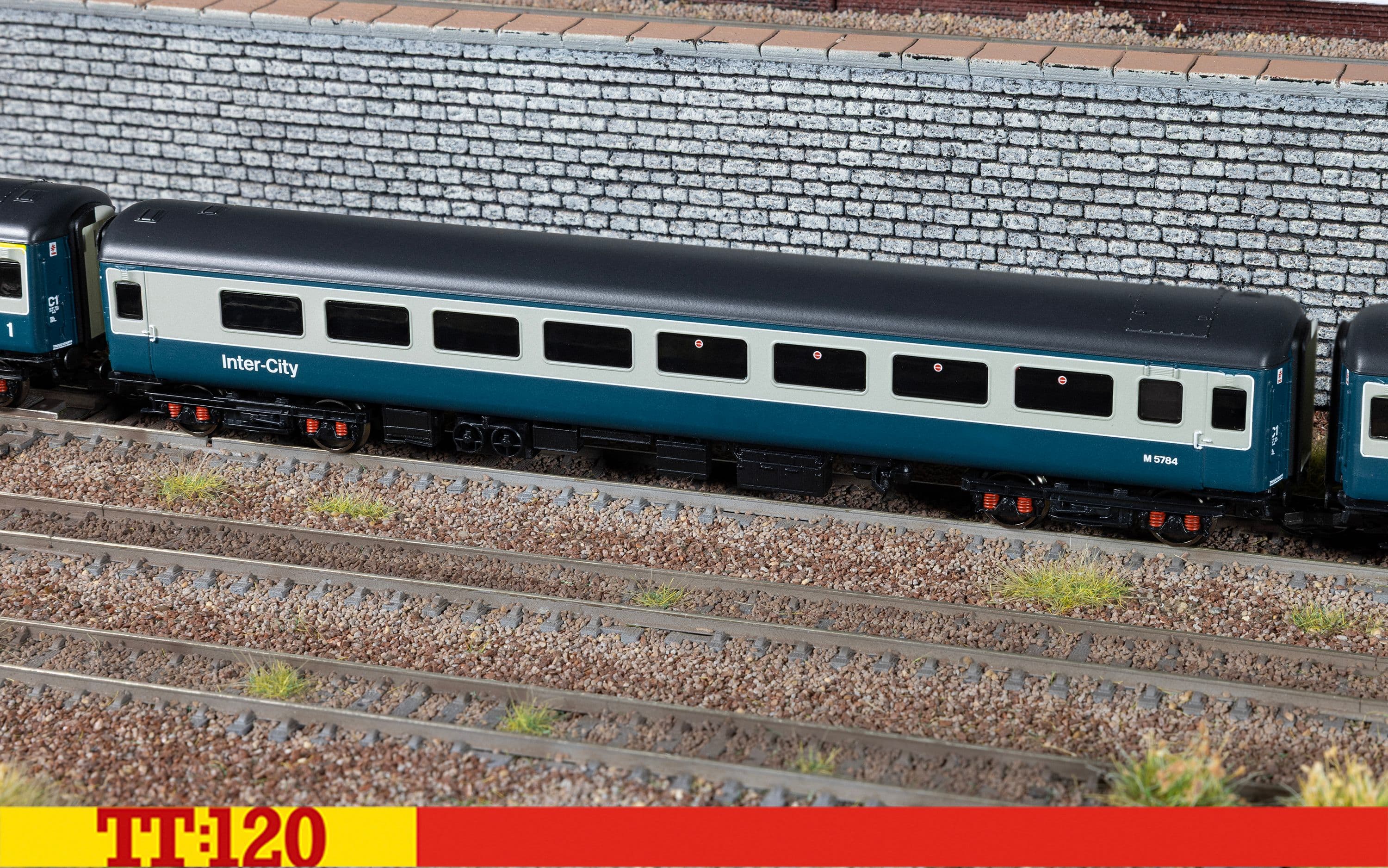 BR Intercity, Mk2E Tourist Standard Open, 5784 - Era 8