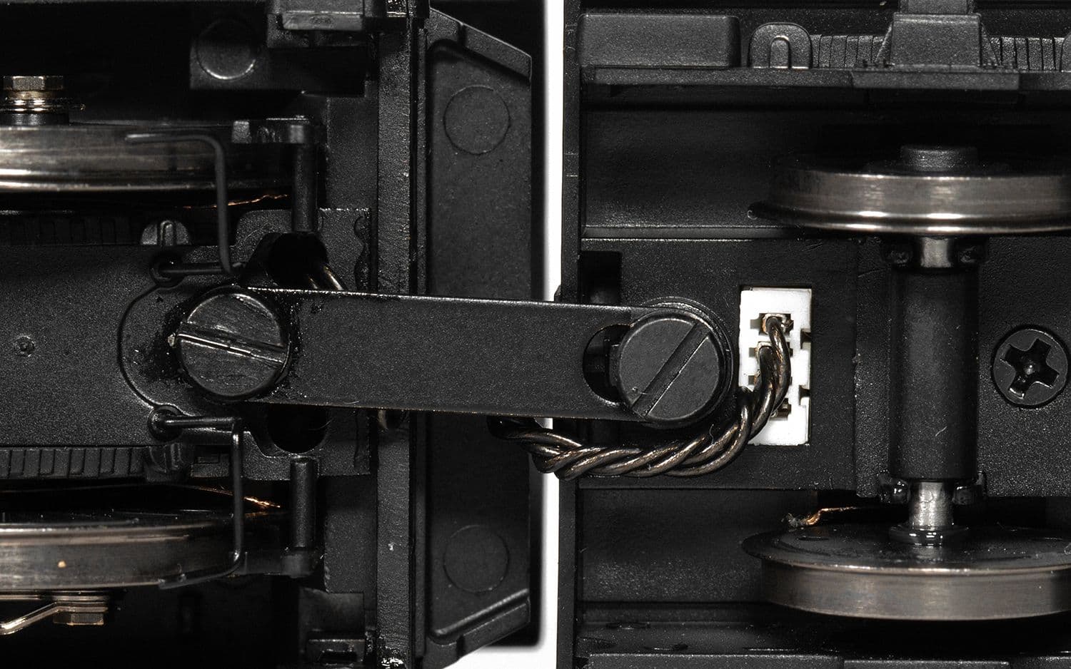 BR, Class B17/5, 4-6-0, 61670 'City of London' - Era 4