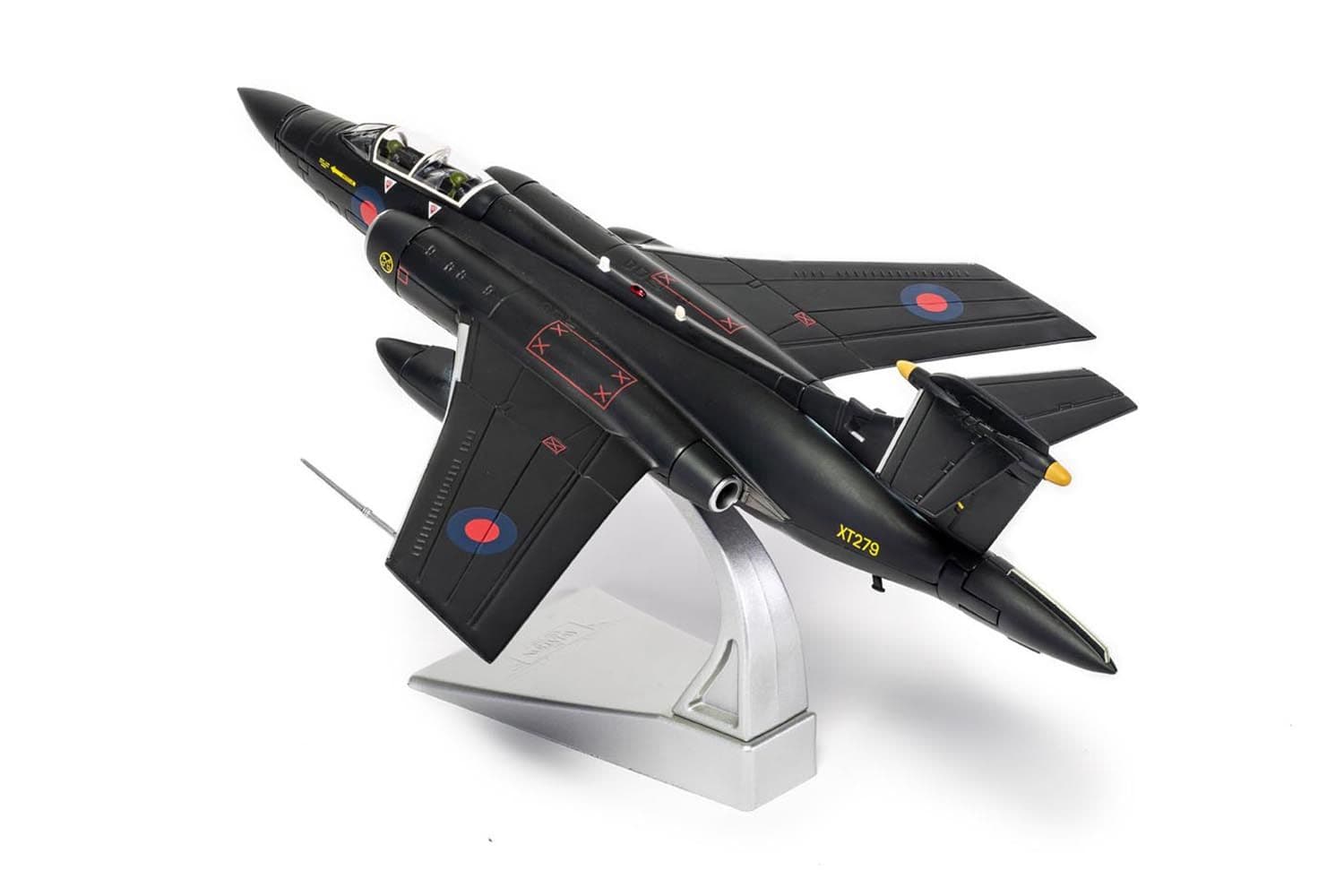 Hawker Siddeley Buccaneer S.2B - RAF No.16 Sqn ‘Black’ – Unofficial Livery