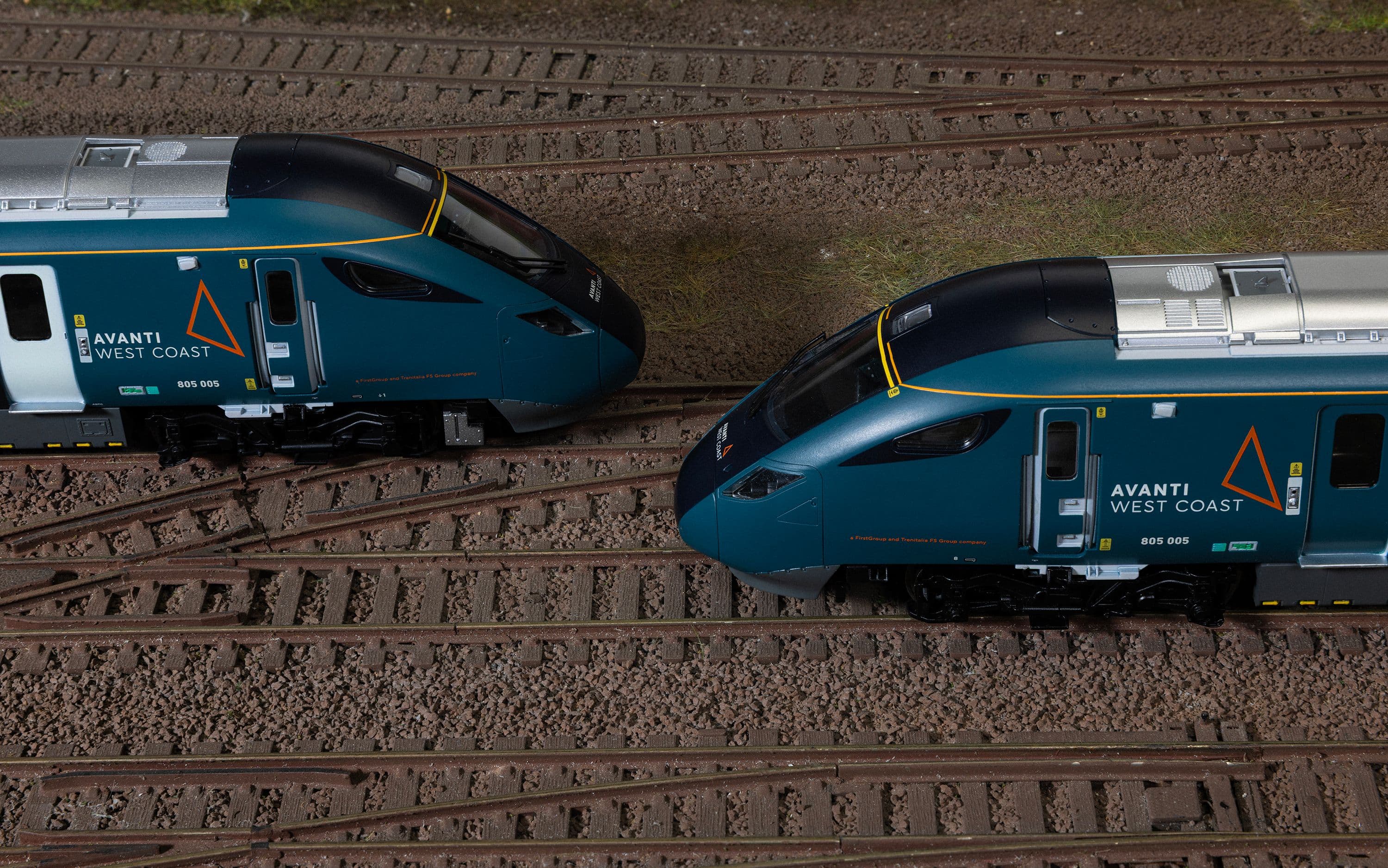 Avanti West Coast - Class 805 - 805005 - 5 Car Train Pack