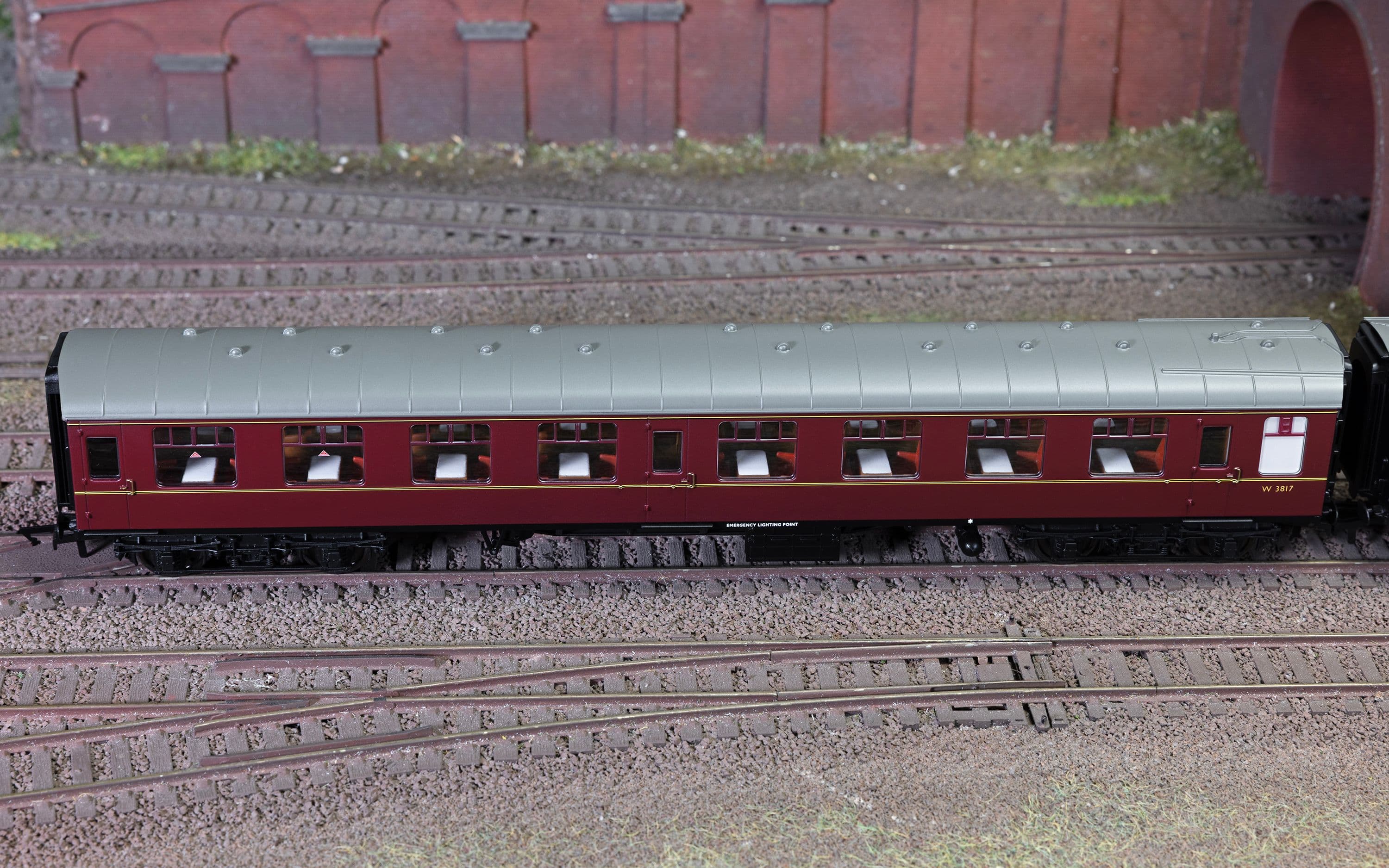 BR - MK1 Tourist - W3817 - Second Open Coach