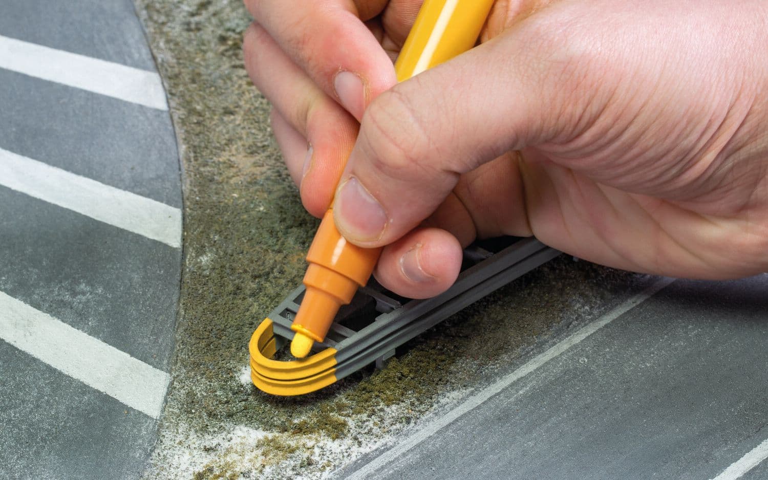 Acrylic Weathering Paint Pens Pack - (6x 10ml)