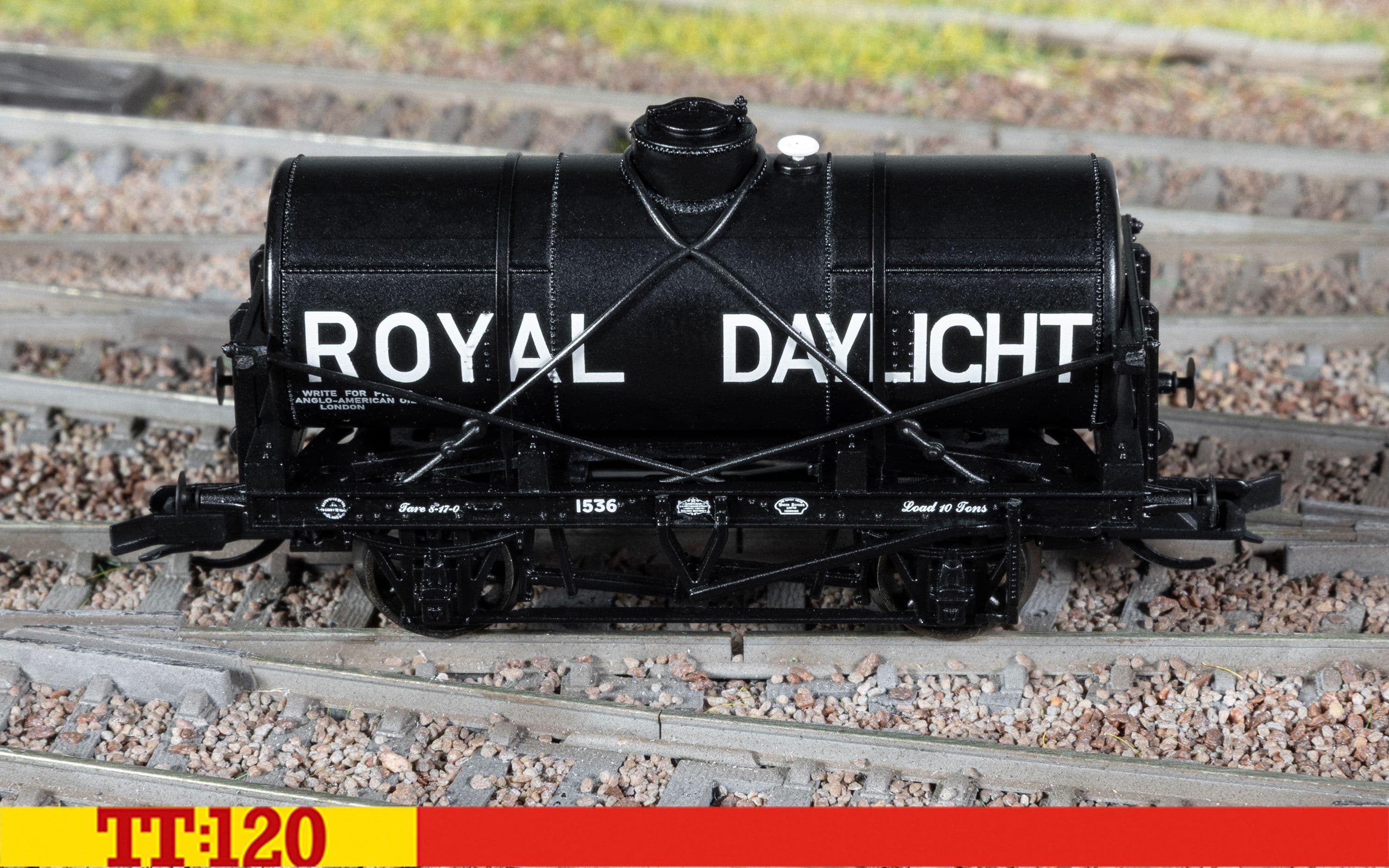 Royal Daylight - 12T Tank Wagon - Triple Pack  