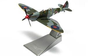 Supermarine Spitfire T9 - PV202 - Aerial Collective - Duxford Airfield