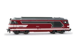 SNCF, locomotive diesel-électrique BB 67613, livrée rouge « Capitole », ép. VI, avec décodeur sonore