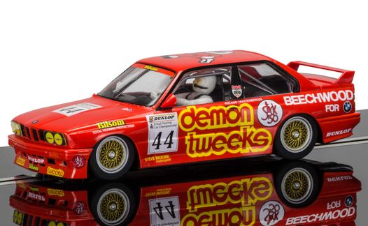 Scalextric "Ford Credit" Ford Sierra RS500 PCR DPR W/ Lights 1/32 Slot Car C3781 