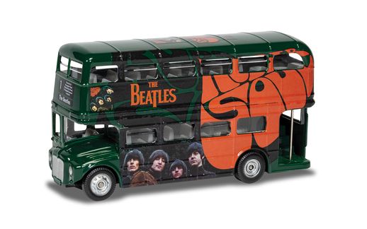 CIB 1997 The Beatles Corgi Classics Yellow Submarine Diecast Vehicle CIB 1997 The Beatles Corgi Classics Yellow Submarine Diecast Vehicle
