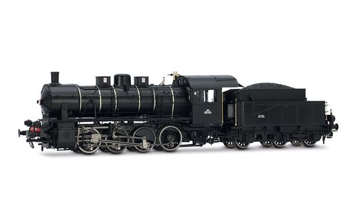 SNCF, steam locomotive with tender 2-040D 65, depot Calais, ep. III