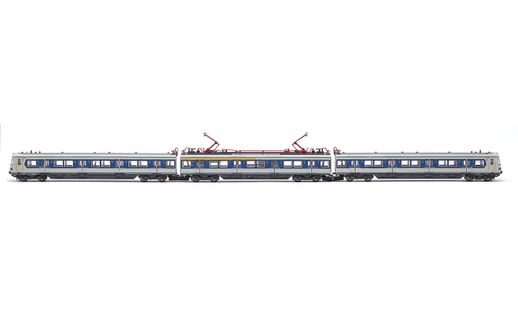 HN2494S DB, 3-unit EMU, class 420, grey/orange livery, two 
