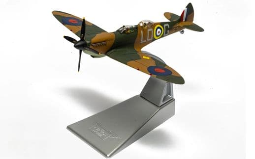 Supermarine Spitfire T9 - SM520 - Spitfires.com - Goodwood Aerodrome