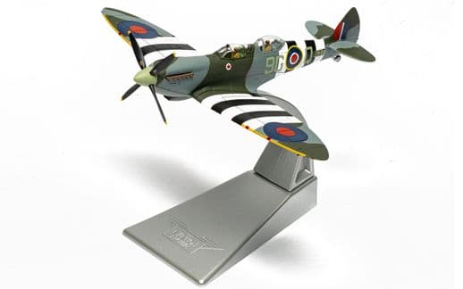 Supermarine Spitfire T9 - MJ627 - Biggin Hill Heritage Hangar