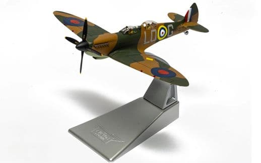 Supermarine Spitfire T9 - SM520 - Spitfires.com - Goodwood Aerodrome