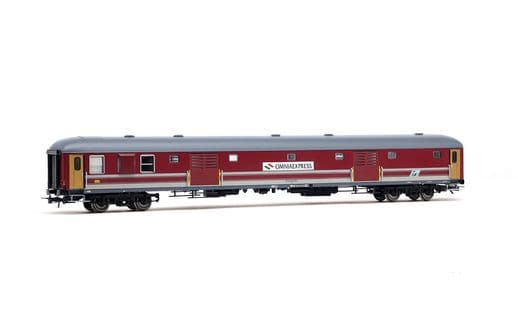 FS, luggage van UIC-X 1970 without skirts, red/grey livery, "Omnia Express"