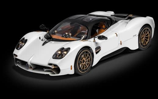 Pagani Utopia Coupé - Bianco Perla - 1:8 Scale Kit