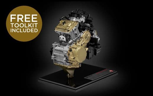 Ducati Superquadro - V2 Engine - 1:4 Scale Kit
