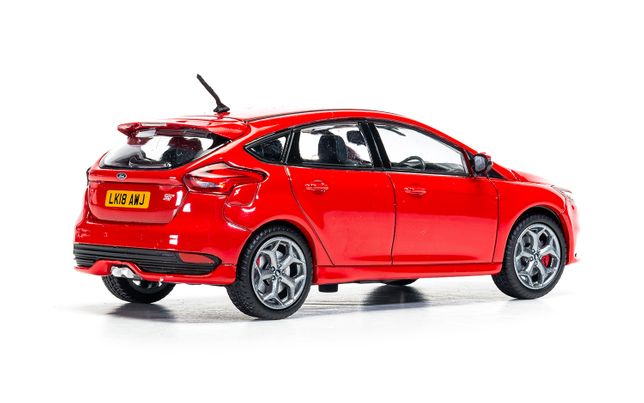 Ford Focus Mk3 ST, Race Red Ford Focus Mk3 ST, Race Red