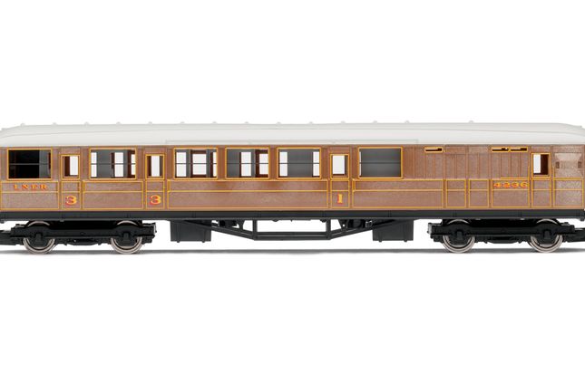 RailRoad LNER, Brake Composite Coach - Era 3