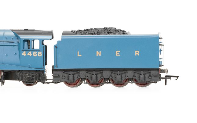 RailRoad LNER A4 Class 4 6 2 4468 Mallard Era 3