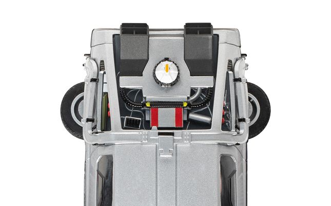 Flying Time Machine - Back To The Future 2