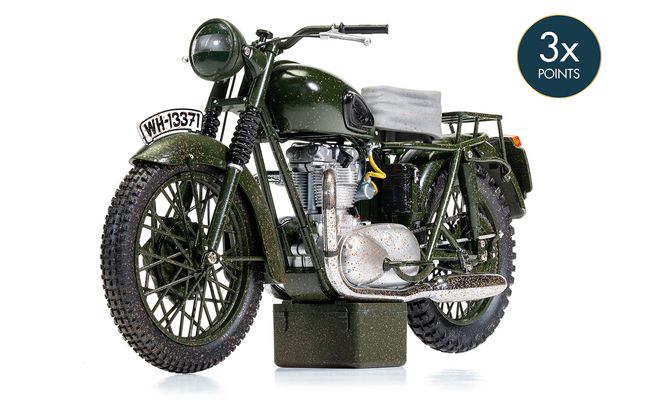 CC08501 The Great Escape - Triumph TR6 Trophy (Weathered)